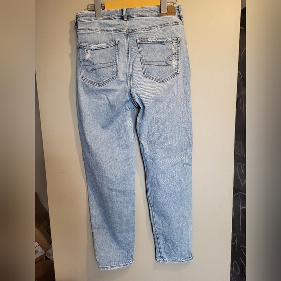 American Eagle Light Wash Women Denim Jeans, Size 4 (28) - Picture 4 of 6